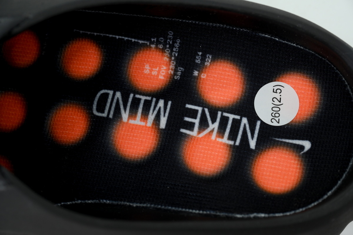 Nike Mind 001 Black-Slippers run one size smaller than sneakers, so please order slippers one size up.